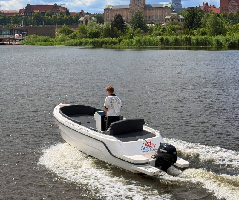 MOTORÓWKA Z PATENTEM - AQUA24 565